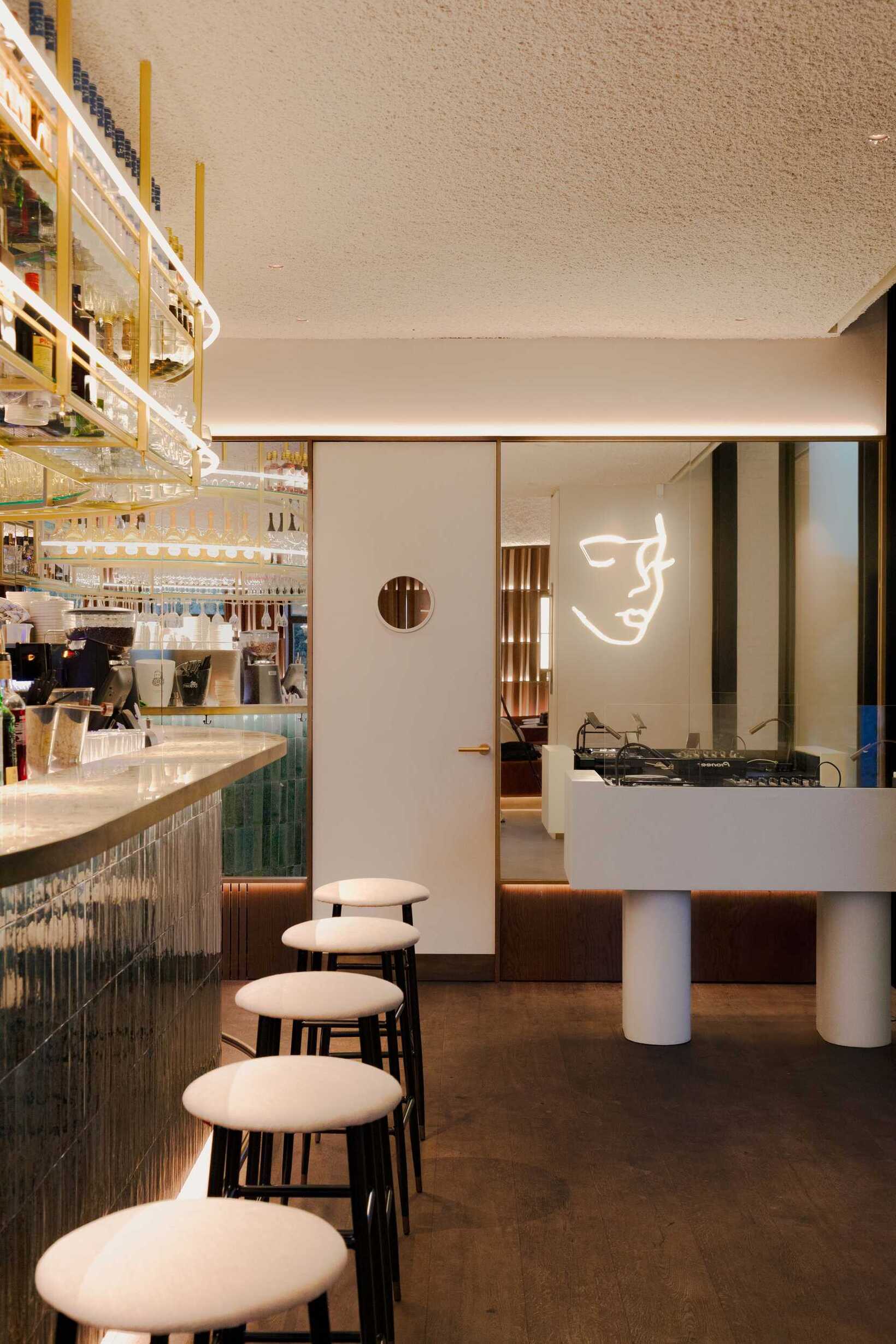 Professionele interieurs die werken: tips voor horeca, retail en kantoren